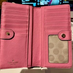 KATE SPADE LIGHT PINK WALLET